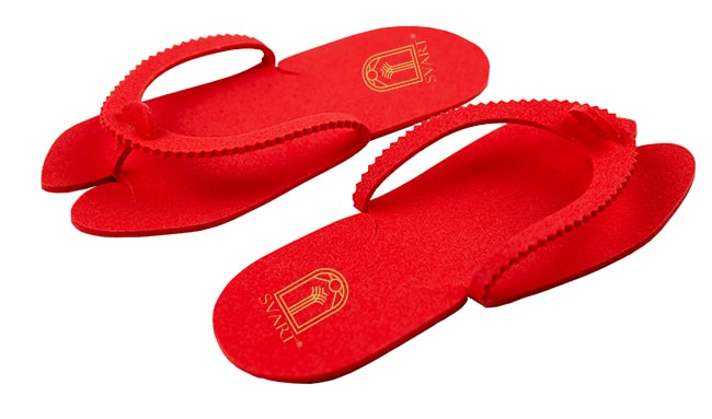 red-pedicure-slippers-6