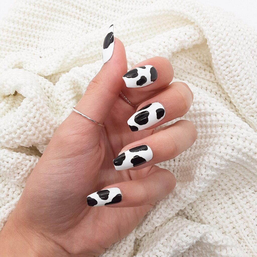 cow-print-nails-1
