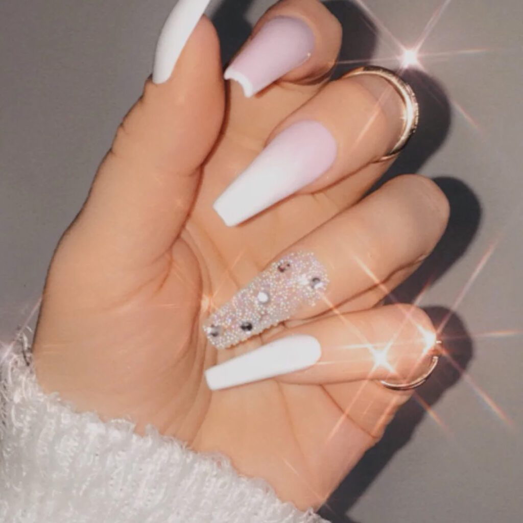 white-nails-05