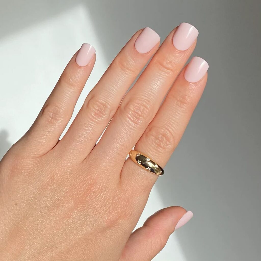 light-pink-nails-10