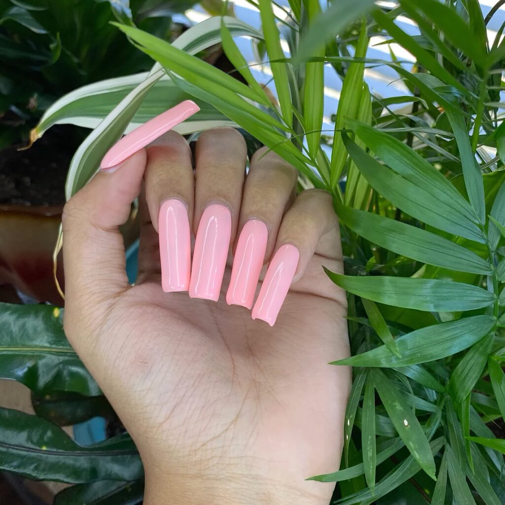 light-pink-nails-16